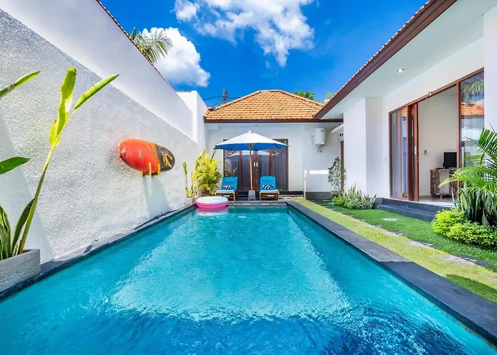 Azure 3 - Tropical 4-bedroom Pool Near *