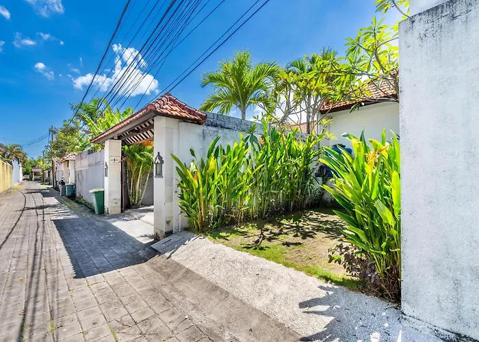 Вилла Azure 3 - Tropical 4-bedroom Pool Near Семиньяк