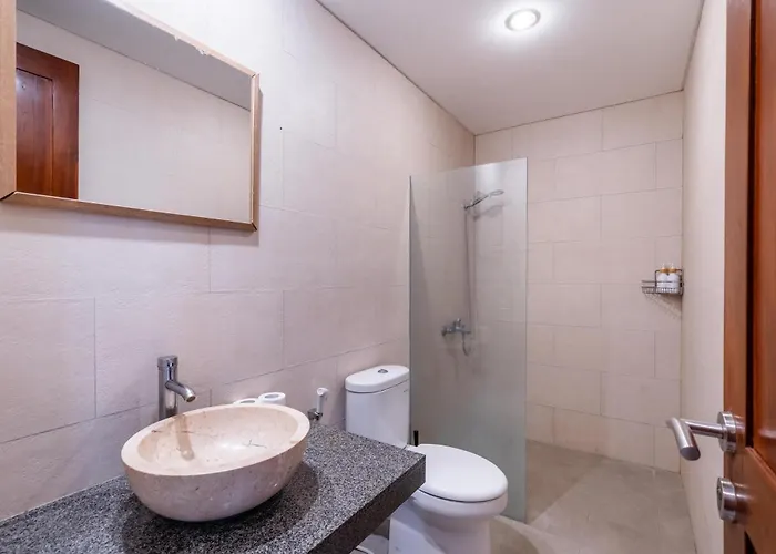 Вилла Azure 3 - Tropical 4-bedroom Pool Near Семиньяк