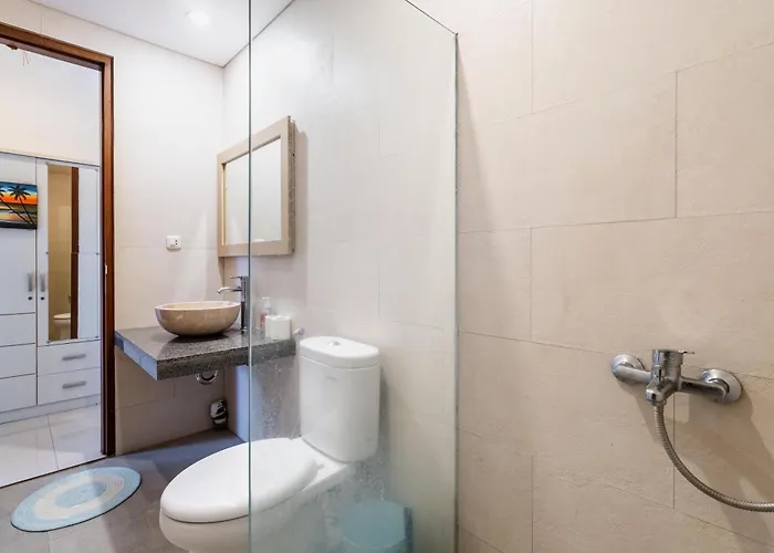 Azure 3 - Tropical 4-bedroom Pool Near *