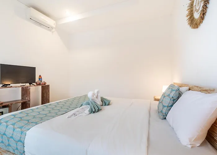 Azure 3 - Tropical 4-bedroom Pool Near Вилла Семиньяк