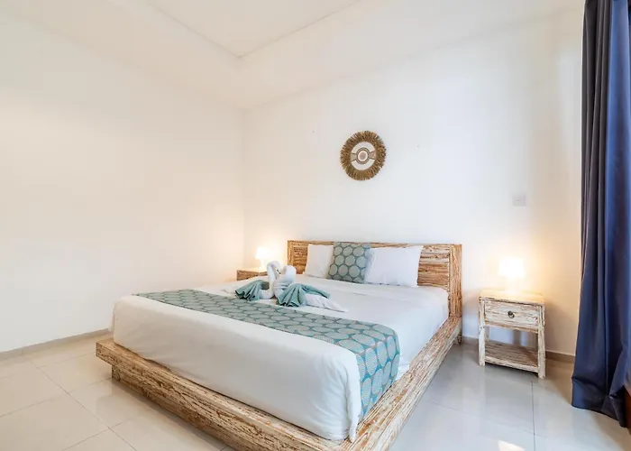 Azure 3 - Tropical 4-bedroom Pool Near Вилла *